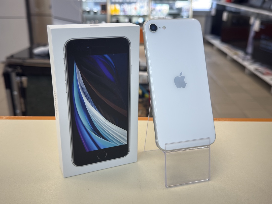 Смартфон Apple iPhone SE 2020 128Gb