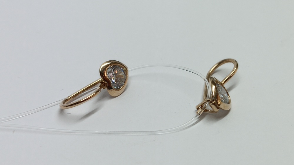 СЕРЬГИ ПЕТЕЛЬКА с камнем (Au 585)