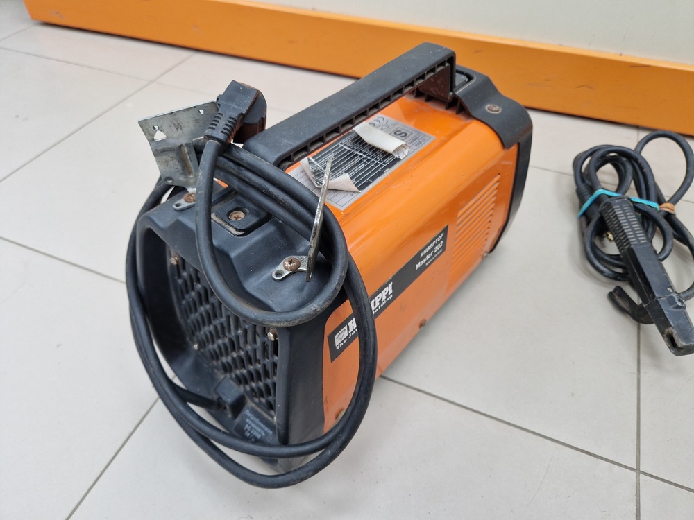 Сварочный аппарат Kemppi Master 202.