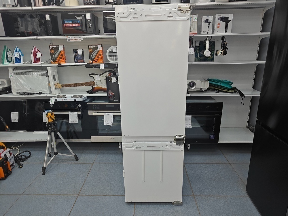 Холодильник Haier BCFT629TWRU