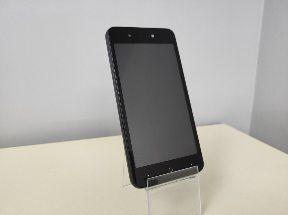 Смартфон Itel A25