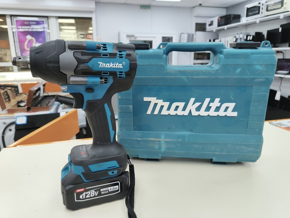 Гайковерт Makita MT-700
