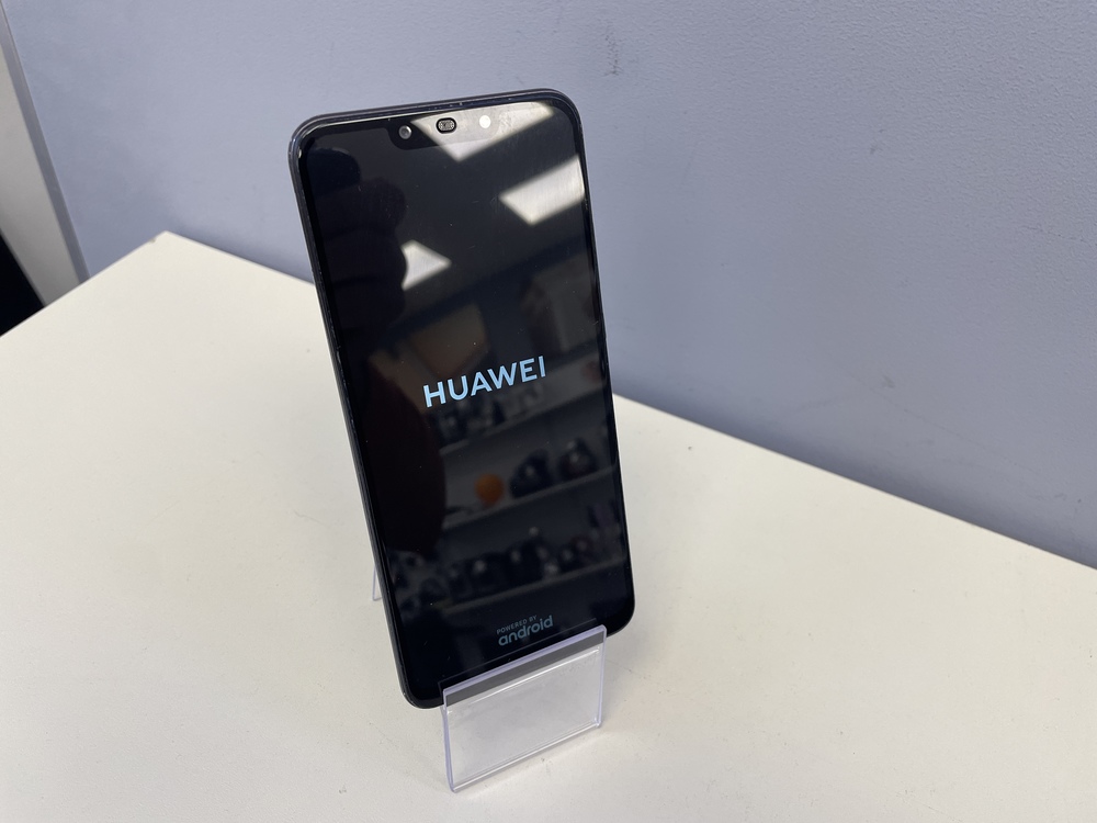 Смартфон Huawei Nova 3 4/28