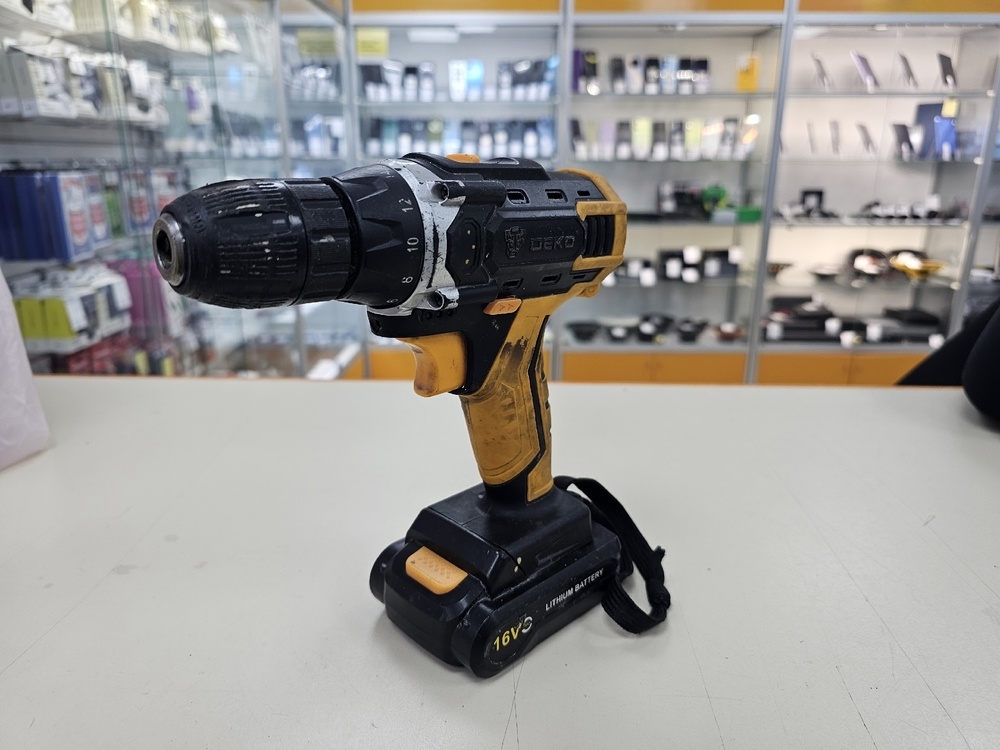 Шуруповерт Deko DKCD16FU-LI;