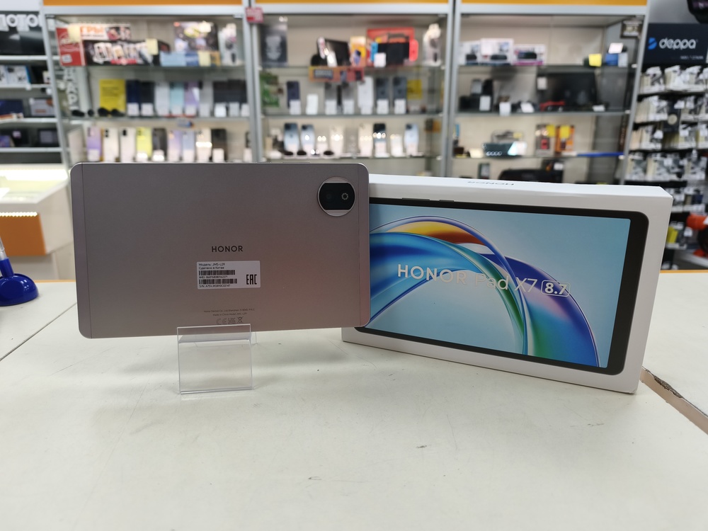 Планшет Honor Pad X7  4/64Gb LTE