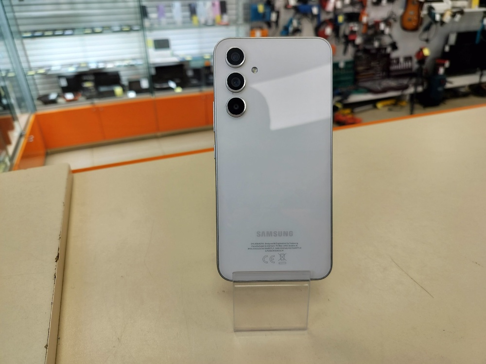 Смартфон Samsung Galaxy A54 8/128