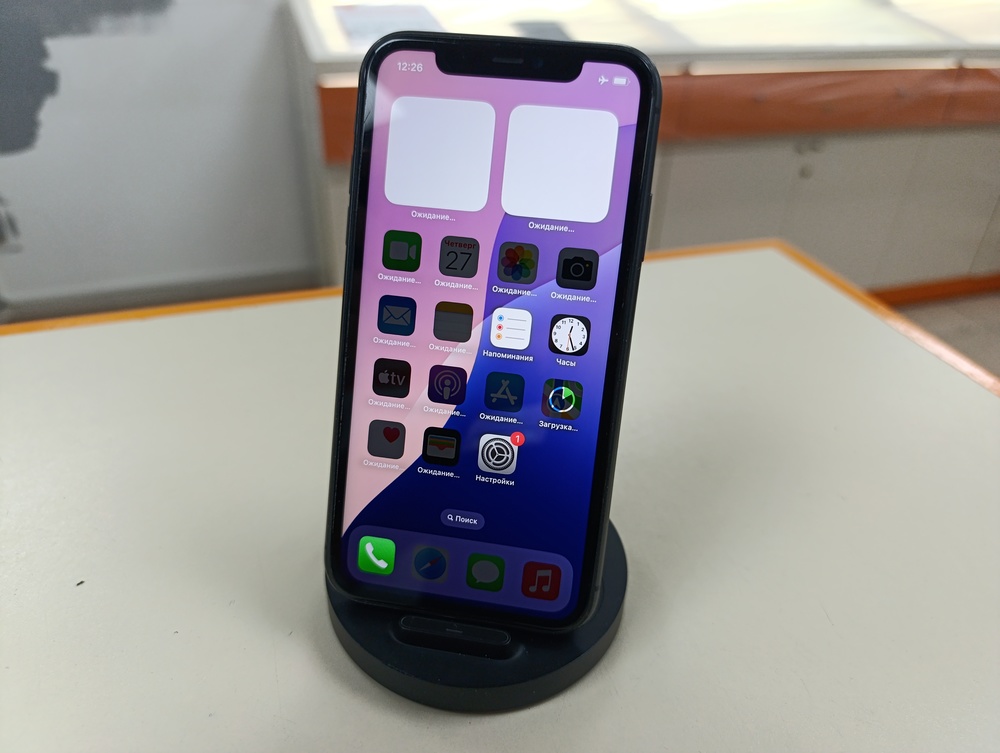 Смартфон Apple iPhone 11 64Gb