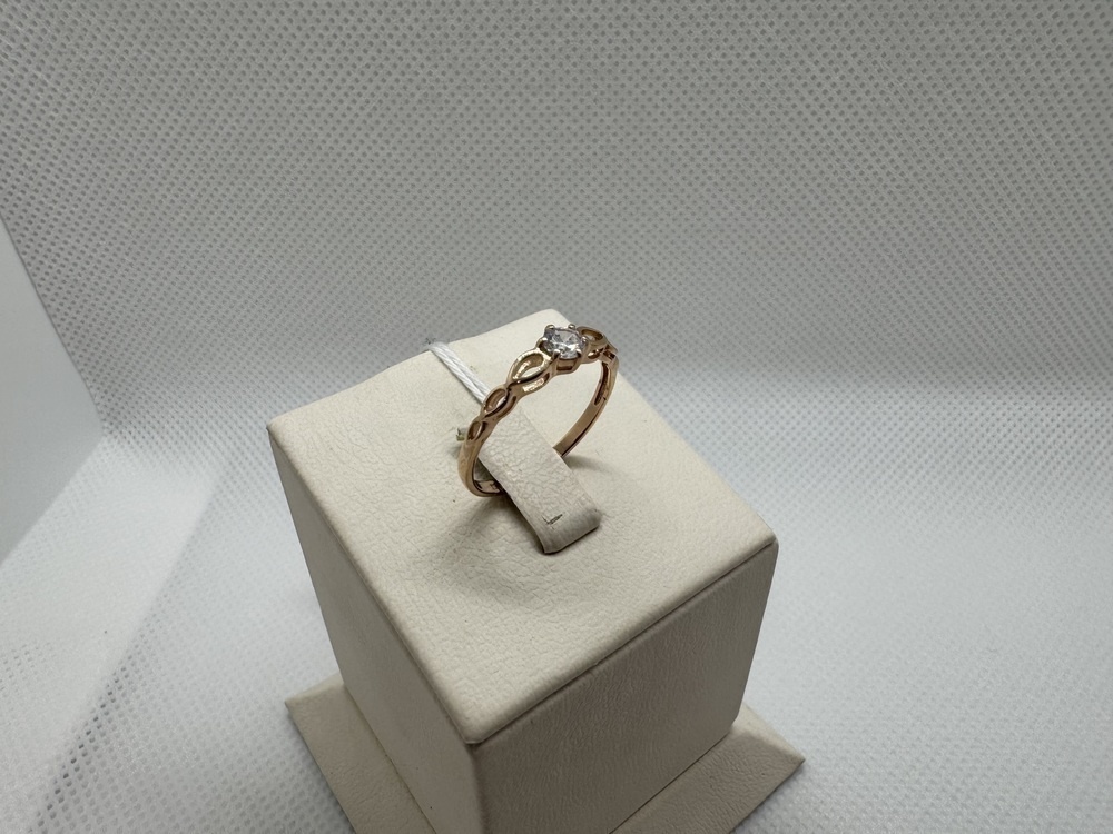 КОЛКМ585 КОЛЬЦО С КАМНЕМ (Au 585)