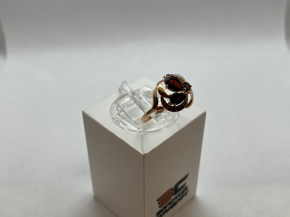 КОЛКМИ585 КОЛЬЦО С КАМНЯМИ (Au 585)