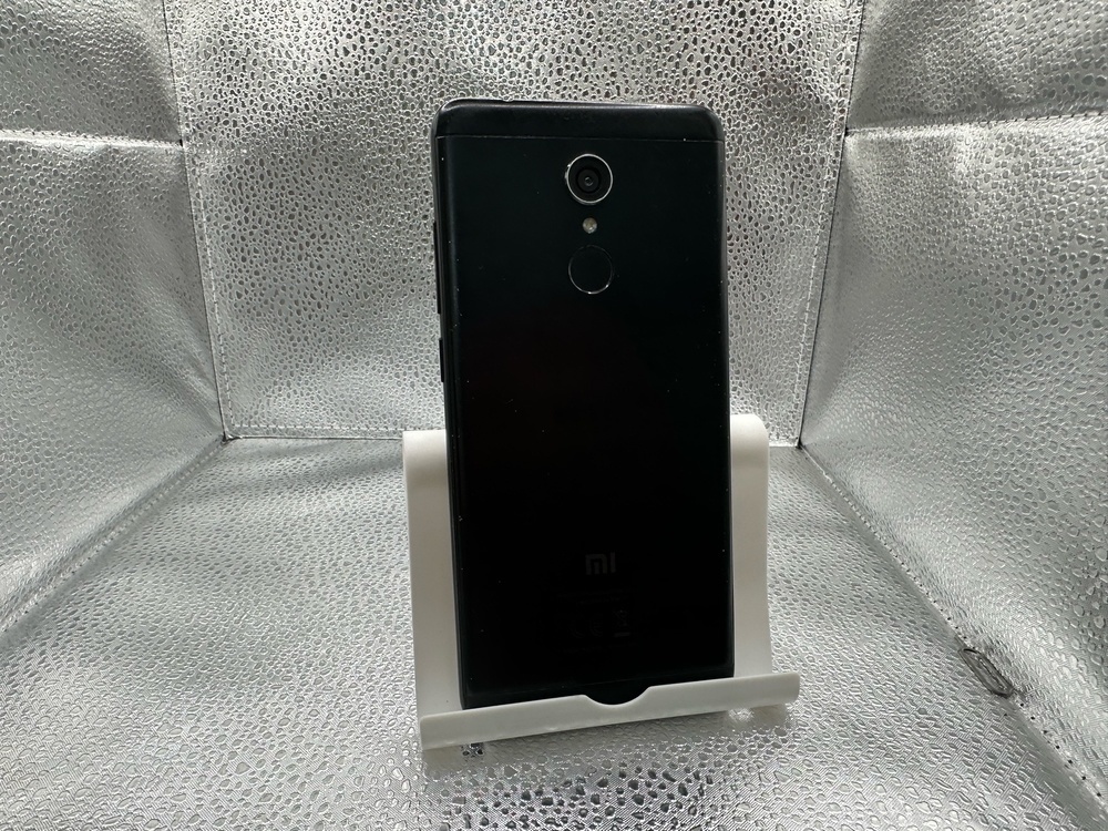 Смартфон Xiaomi Redmi 5 2/16
