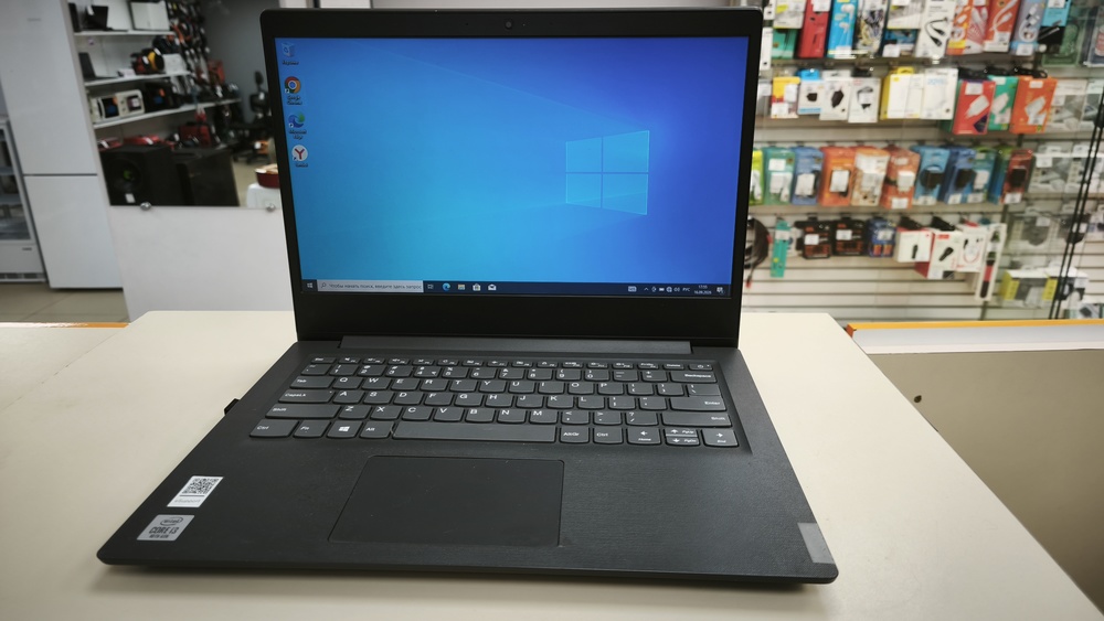 Ноутбук Lenovo 82C4; Core i3-1005G1, Intel UHD Graphics, 4 Гб, Нет, 1 Tb