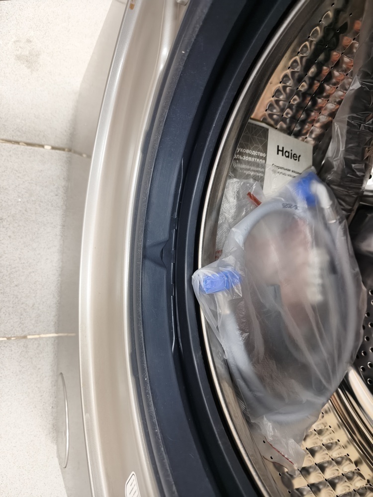 Стиральная машина Haier HW60-BP12919BS