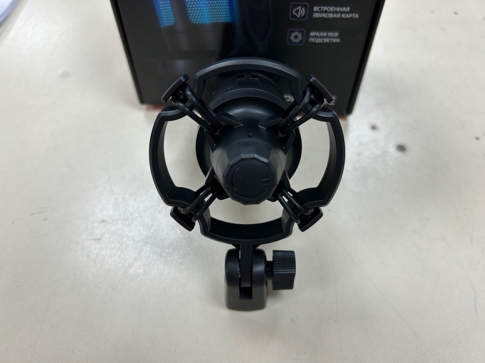 Микрофон Fifine A6V