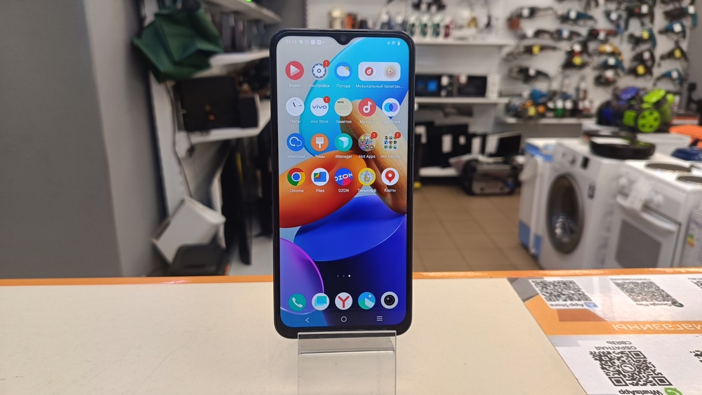 Смартфон Vivo Y35 4/128