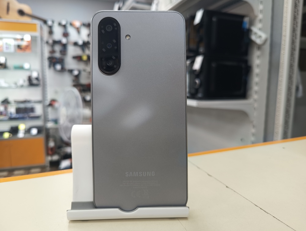 Смартфон Samsung Galaxy A17 4/128