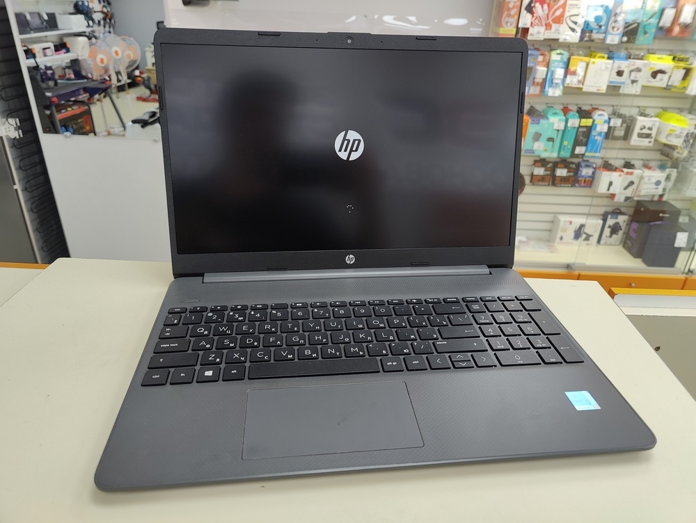 Ноутбук HP 15s-fq3031ur; Silver N6000, Intel UHD Graphics, 8 Гб, 128 Гб, Нет