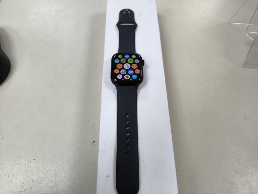 Смарт-часы Apple Watch Series 8 45mm