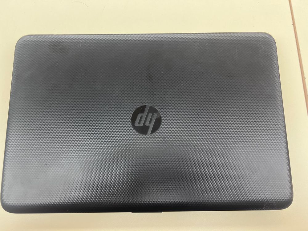 Ноутбук HP 15-af120ur; A8-7410, Radeon R5 M330, 6 Гб, 500 Гб