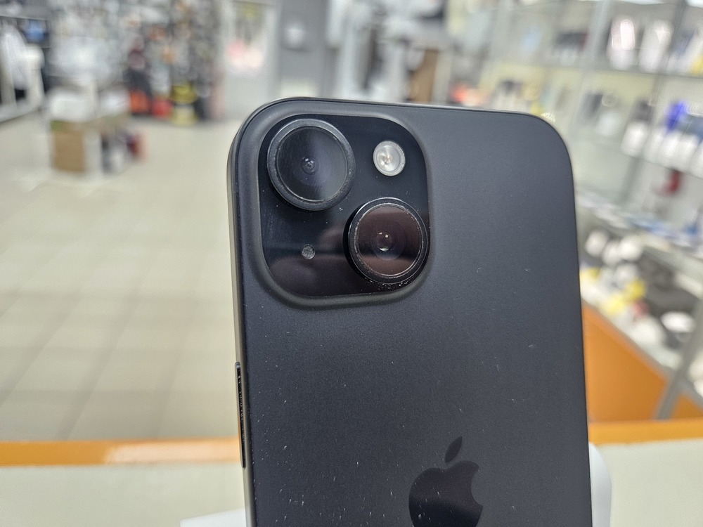 Смартфон Apple Iphone 15 128Gb