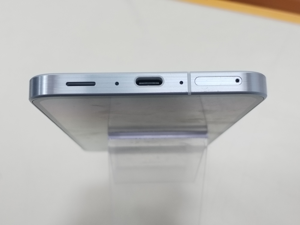 Смартфон Samsung Galaxy A56 8/128