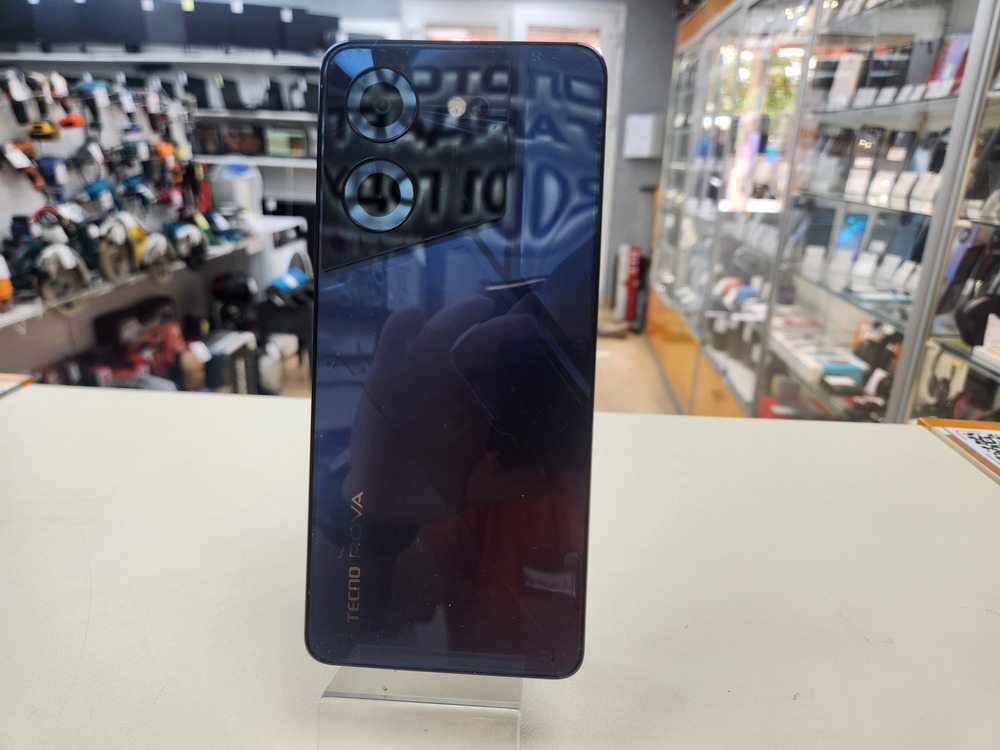 Смартфон Tecno Pova 5 8/256