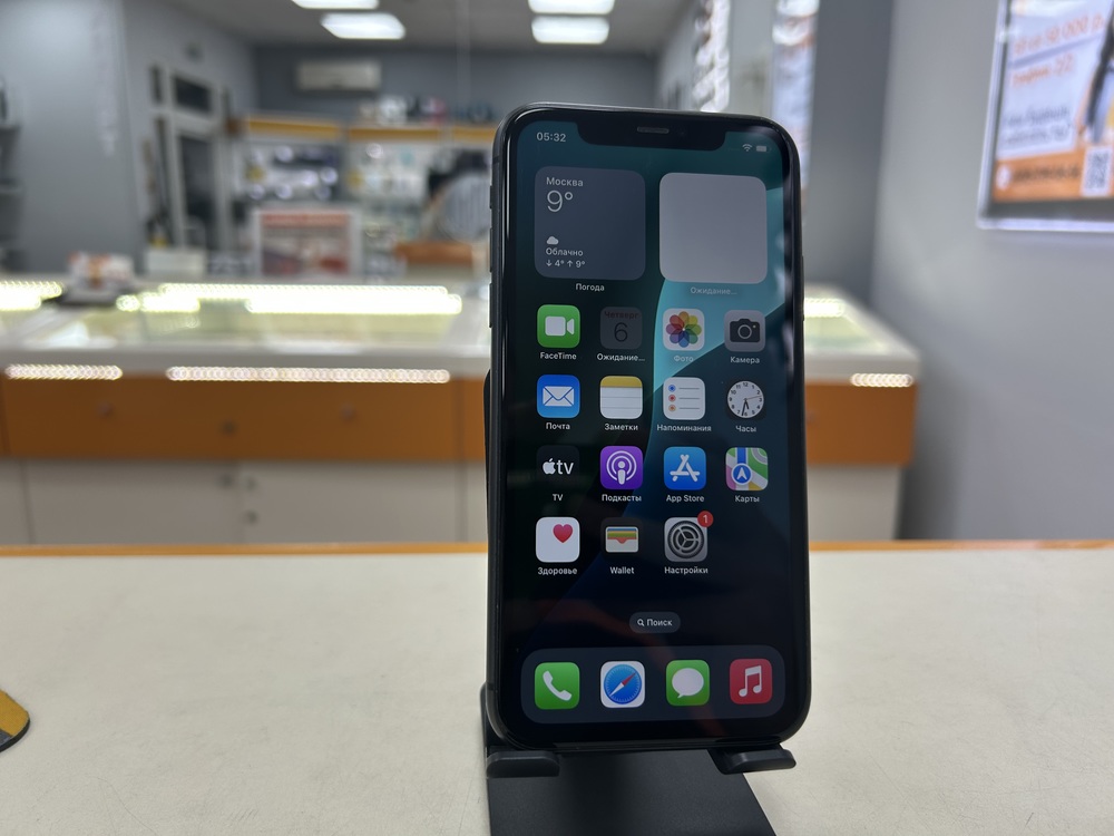 Смартфон Apple iPhone 11 64Gb