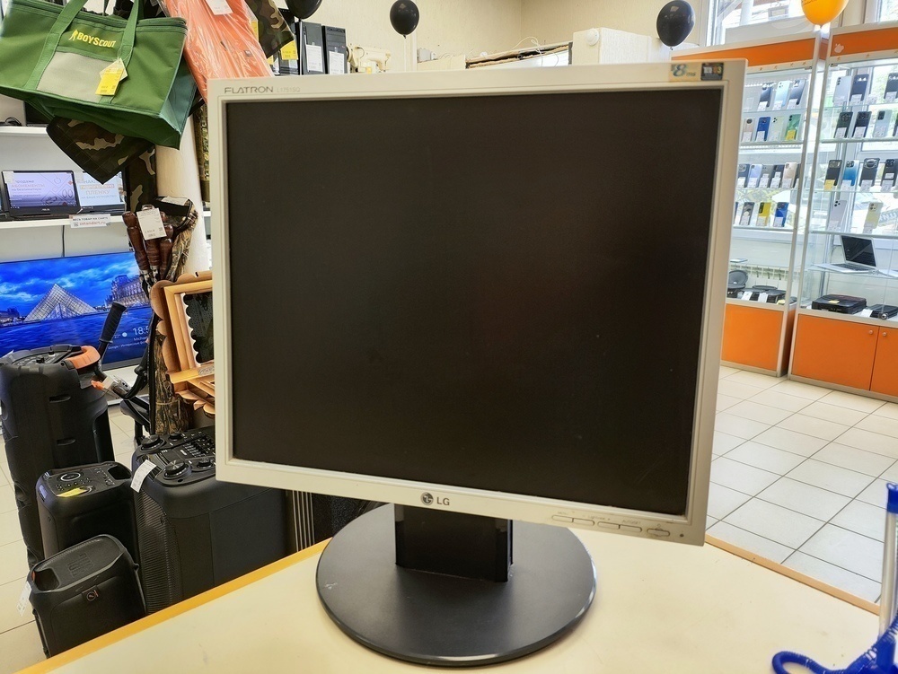 Монитор LG L1751SQ