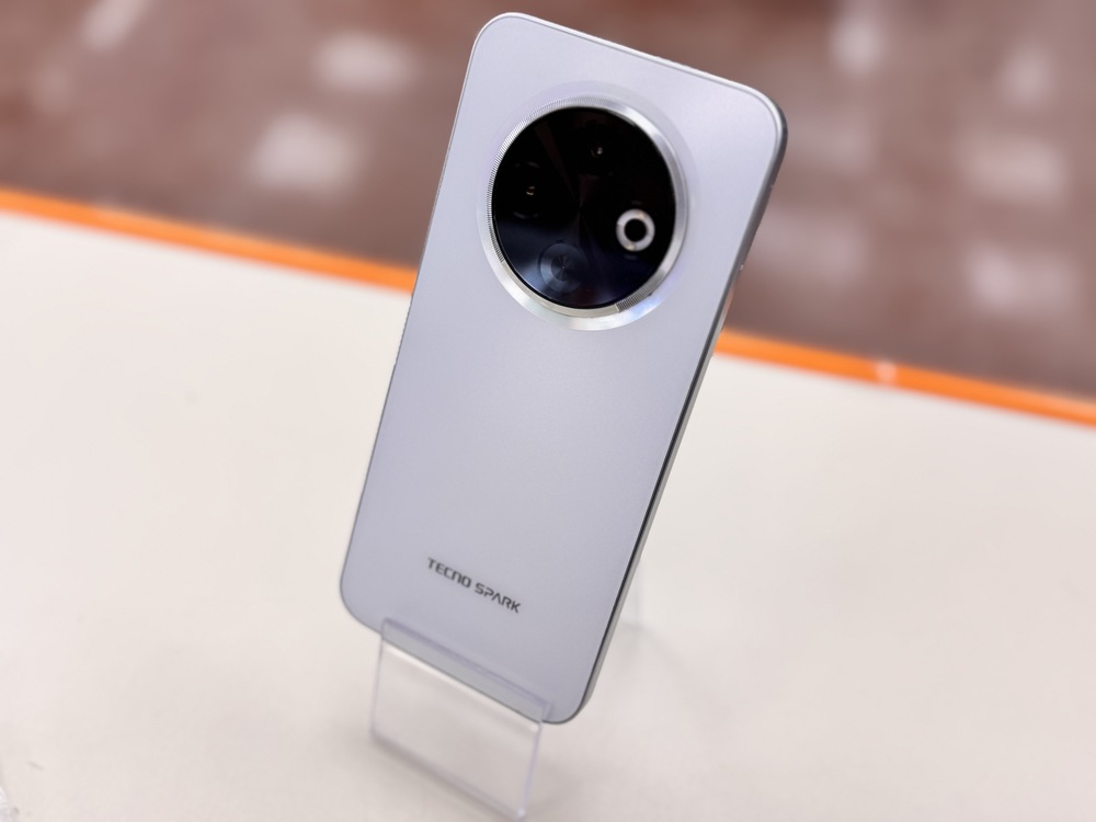 Смартфон Tecno SPARK 30C 4/128