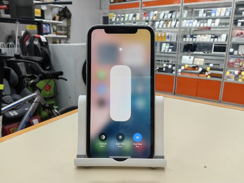 Смартфон Apple iPhone 11 128Gb