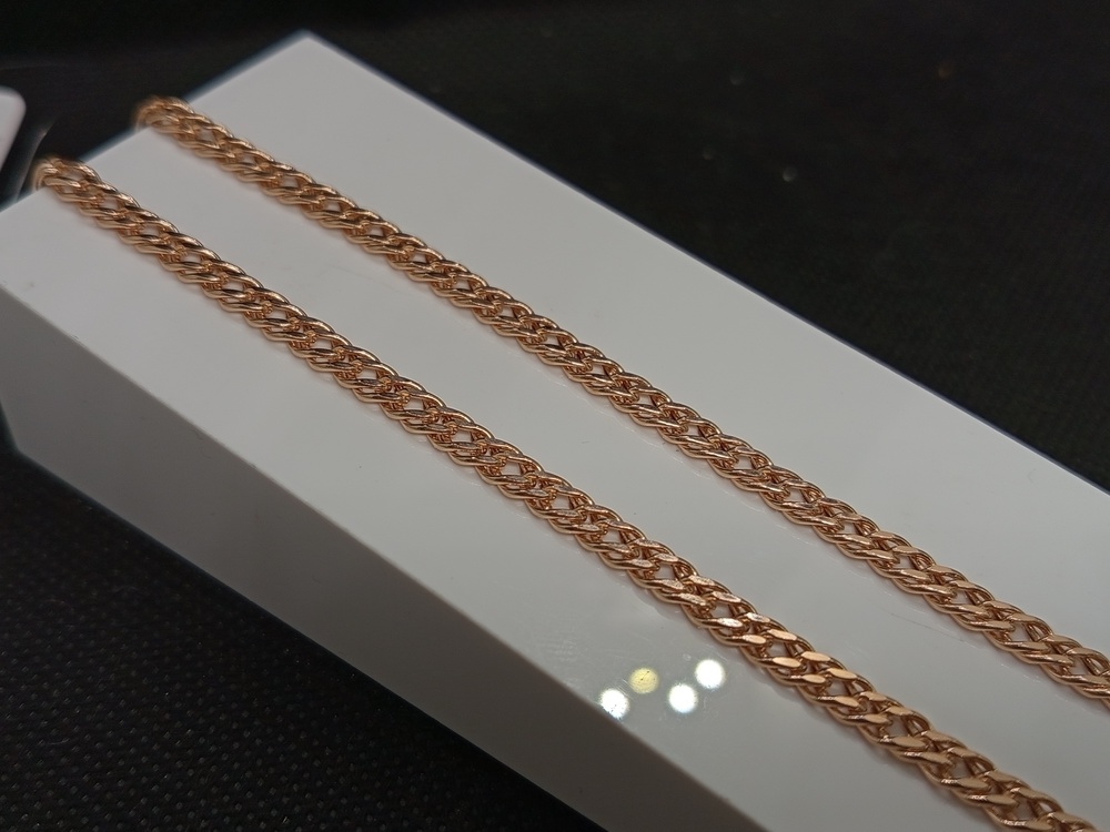 ЦЕПЬ ПУСТОТЕЛАЯ Ромб двойной (Au 585)