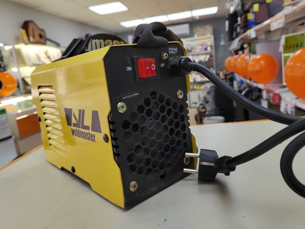 Сварочный аппарат Weldmaster ИСА-230ПН;