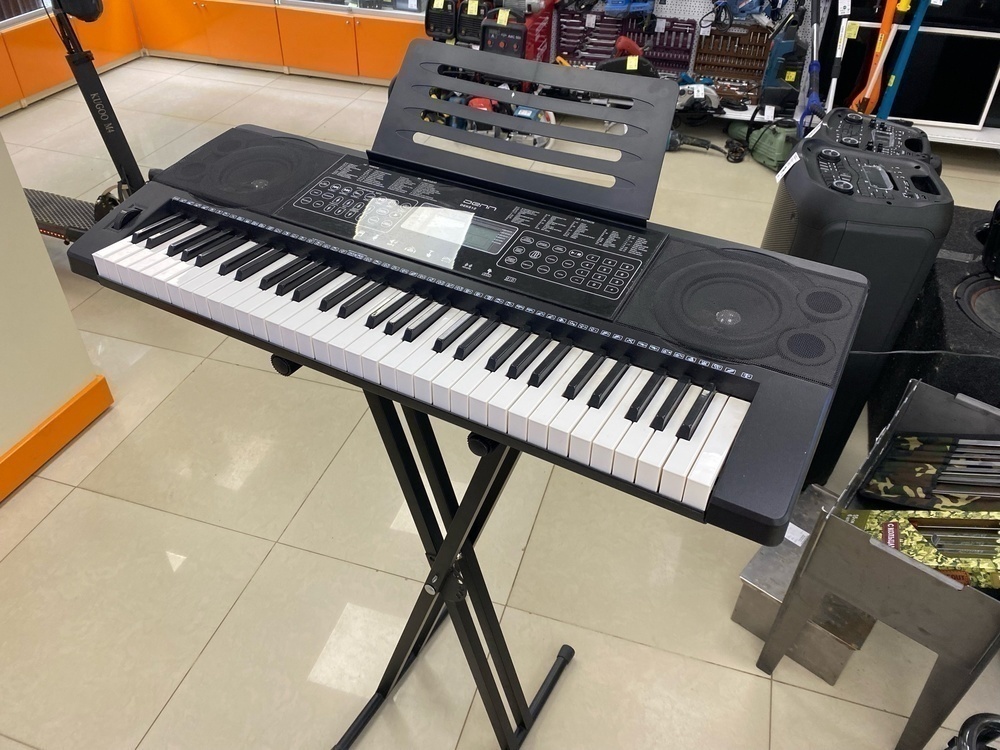 Синтезатор DENN DEK612