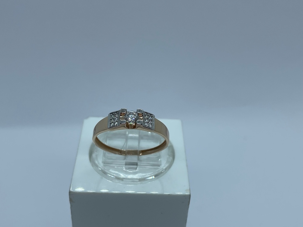 КОЛЬЦО С КАМНЯМИ (Au 585)