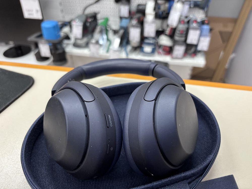 Наушники беспроводные SONY WH-1000XM4