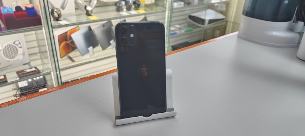Смартфон Apple iPhone 11 128Gb