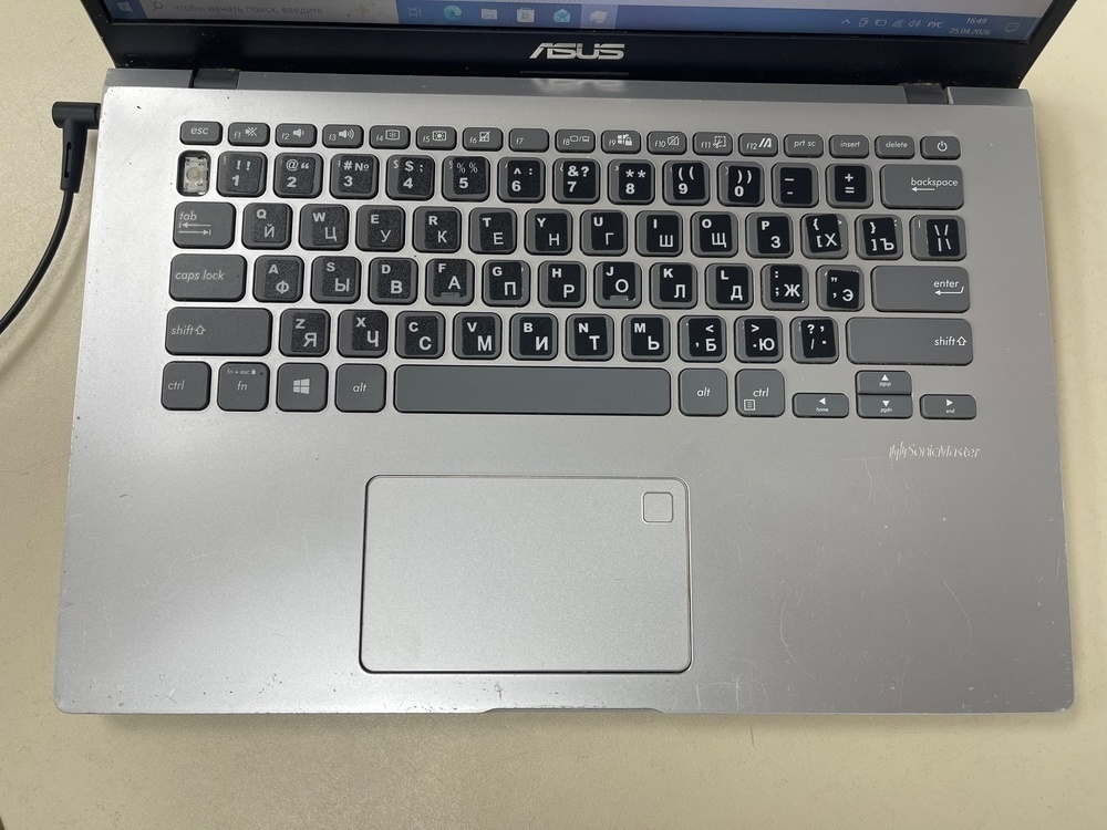 Ноутбук ASUS; Ryzen 5 3500U, Radeon Vega 8, 4 Гб, 256 Гб, Нет