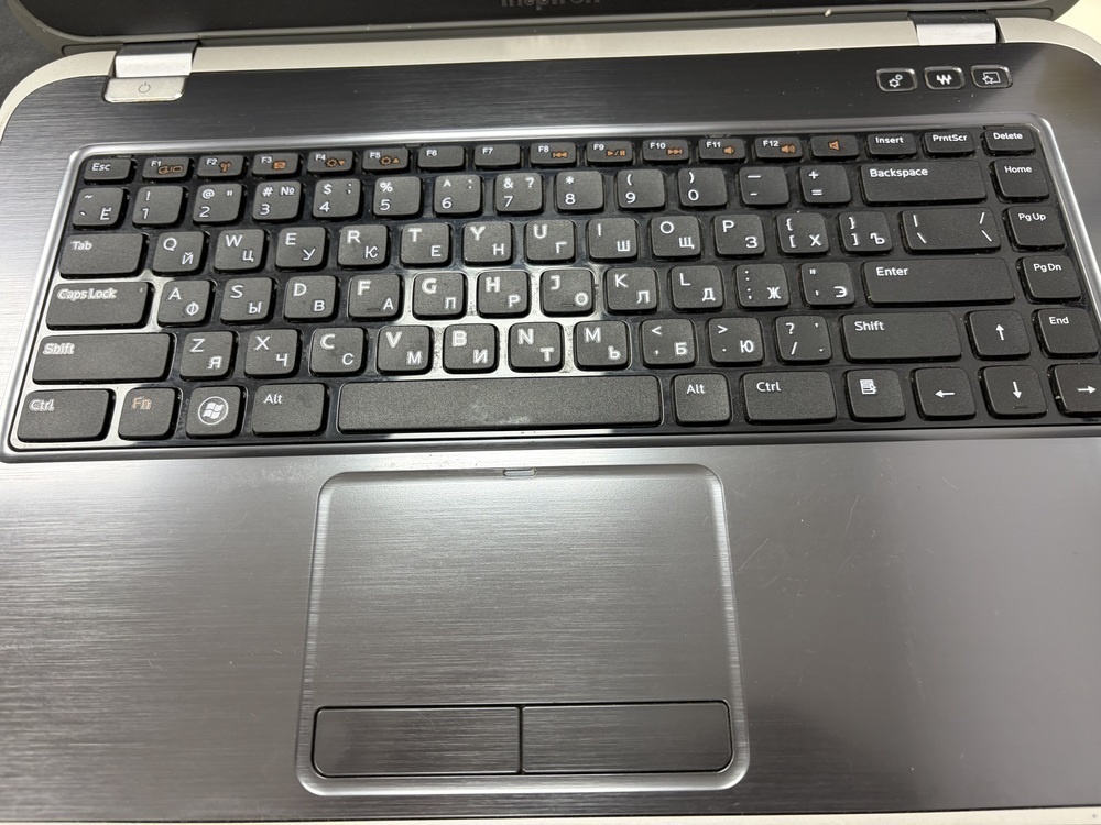 Ноутбук DELL; Core i7-3612QM, Radeon HD 7670M, 8 Гб, 1 Tb, Нет