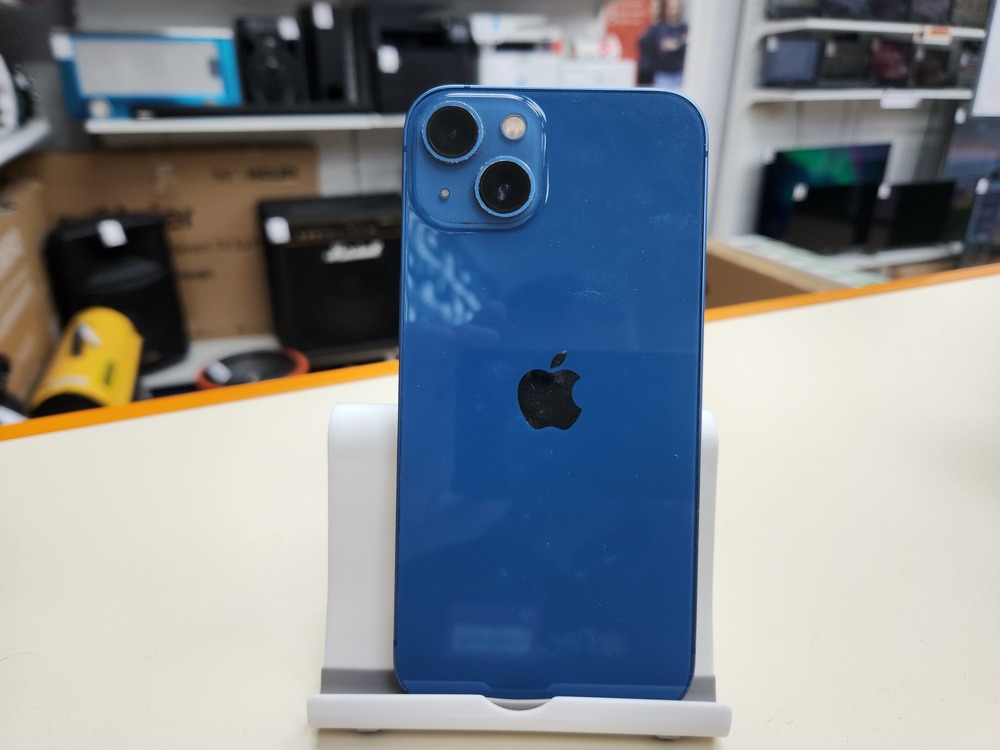 Смартфон Apple iPhone 13 128Gb