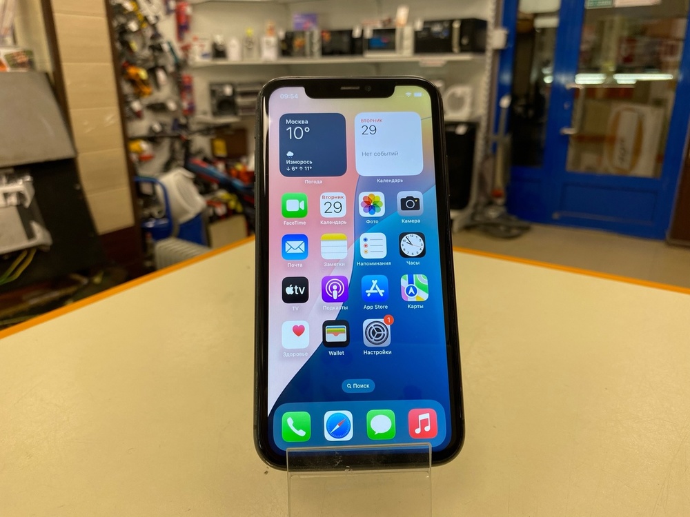 Смартфон Apple iPhone 11 64Gb