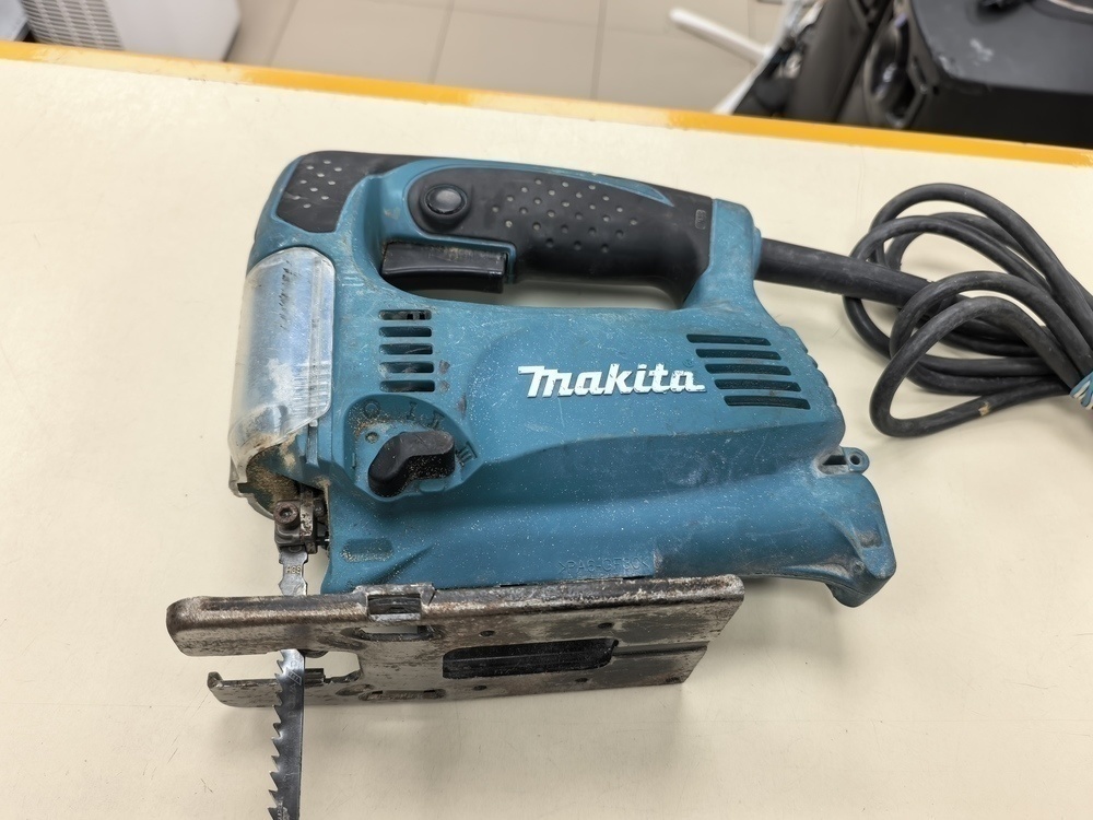 Лобзик Makita 4328
