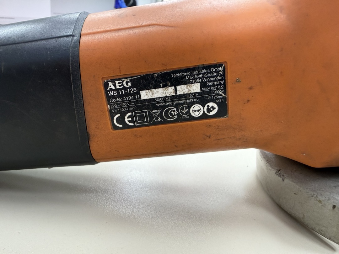 Угловая шлифмашина AEG WS 11-125