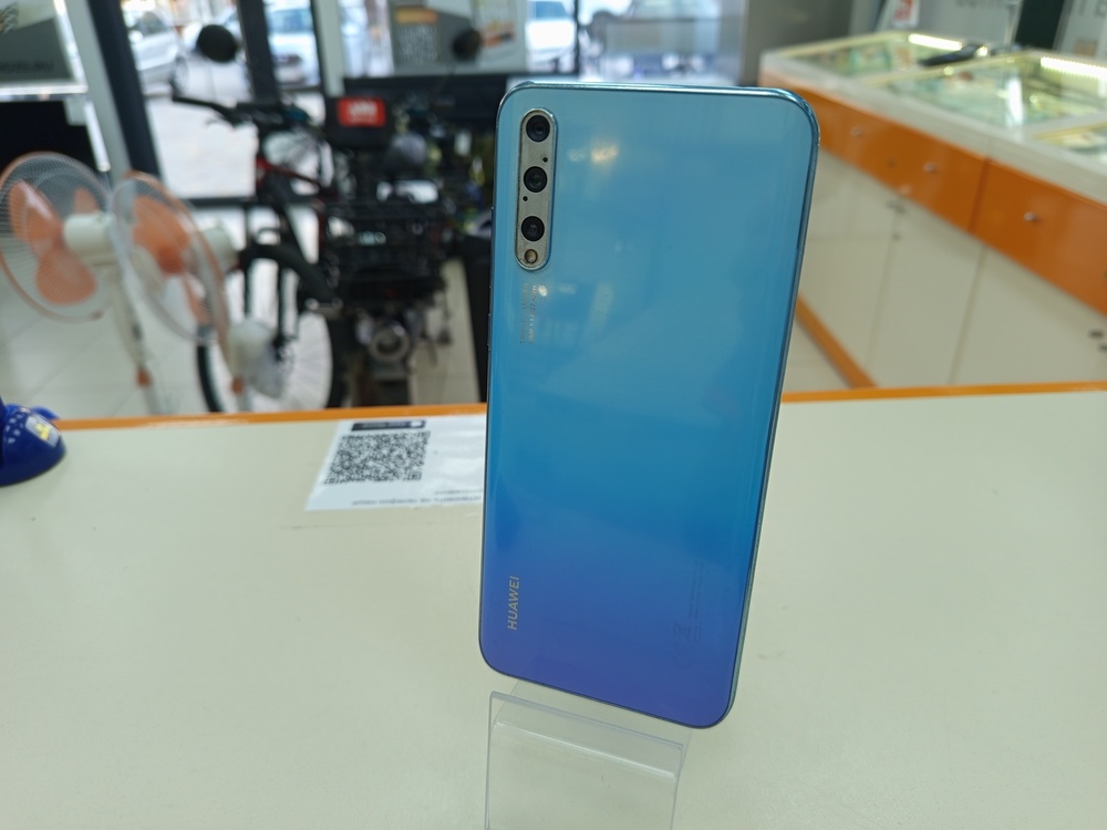 Смартфон Huawei Y8P 4/128
