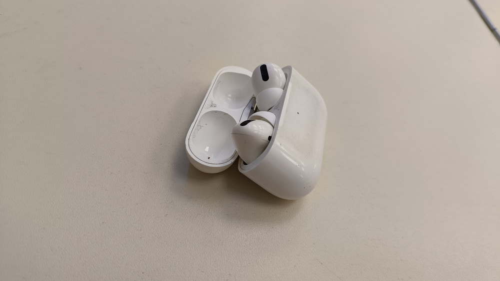 Наушники беспроводные Apple AirPods Pro