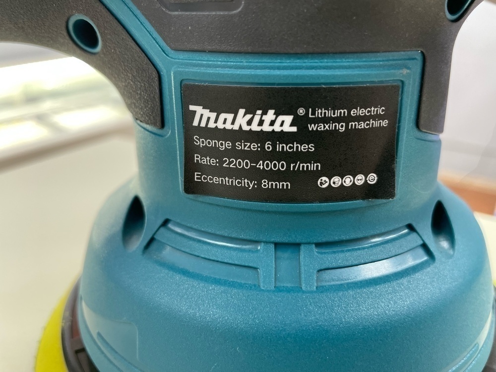 Шлифовальная машина Makita 12V