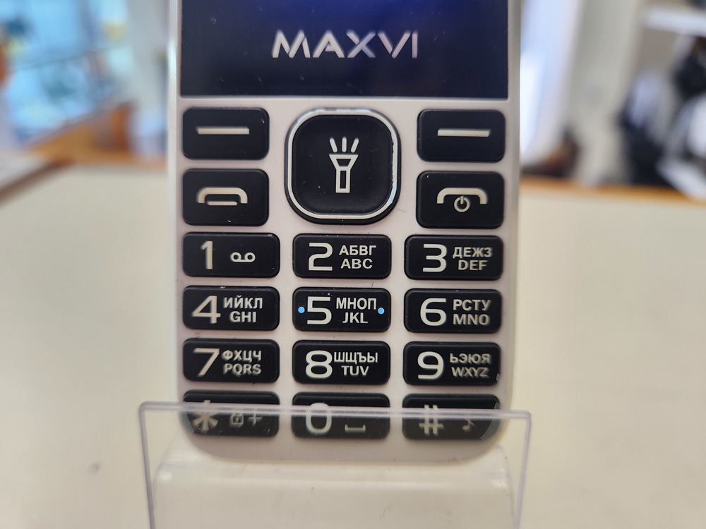 Мобильный телефон Maxvi C27