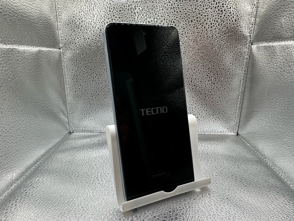 Смартфон Tecno Spark Go 2024 4/64