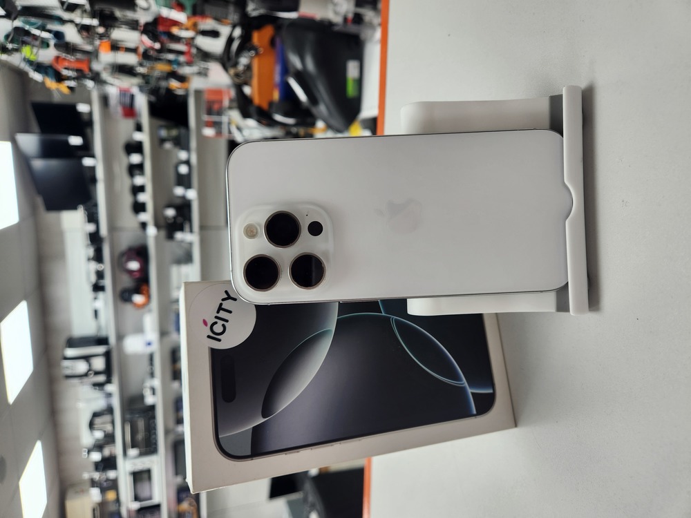 Смартфон Apple Iphone 16 Pro 128Gb