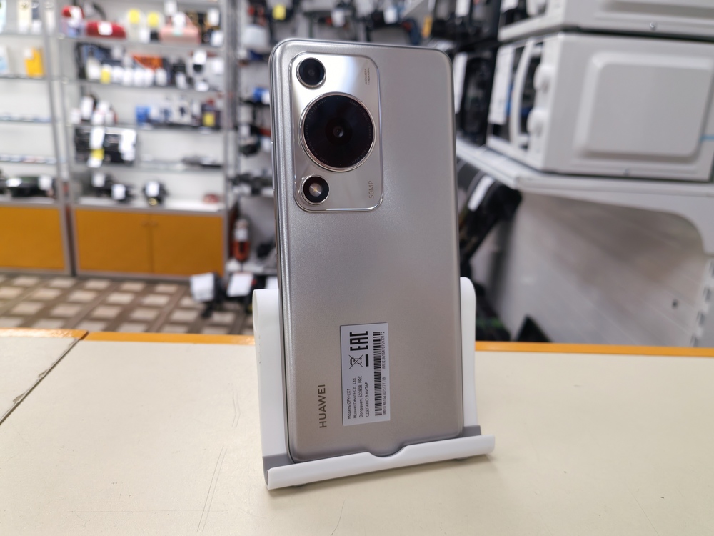 Смартфон Huawei Nova Y63 6/128