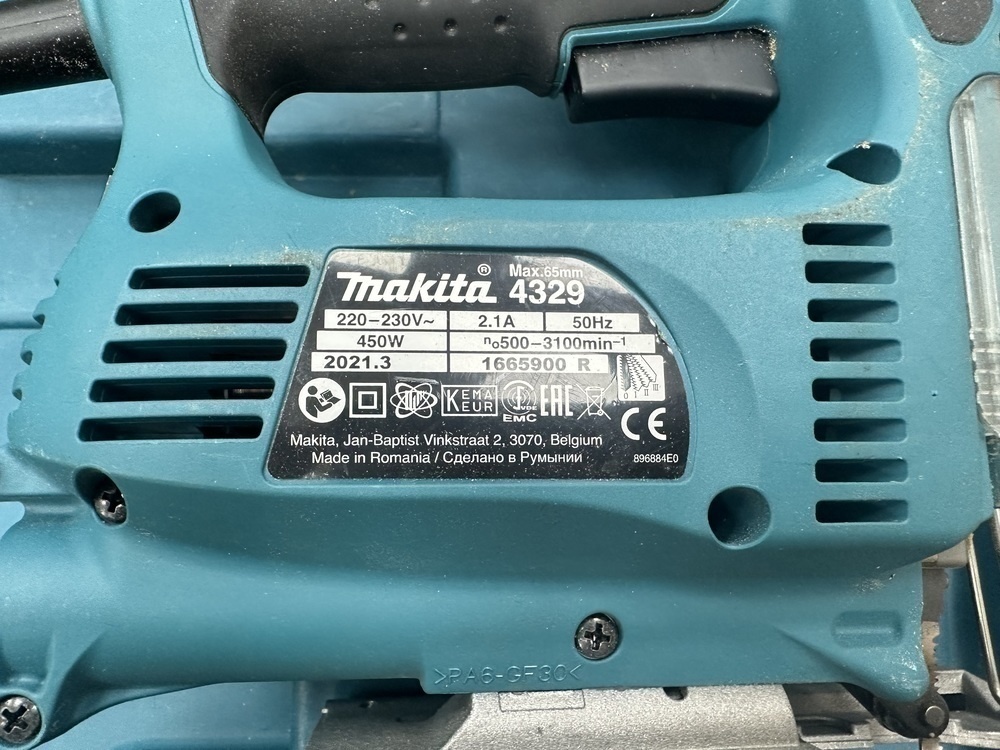 Лобзик Makita 4329