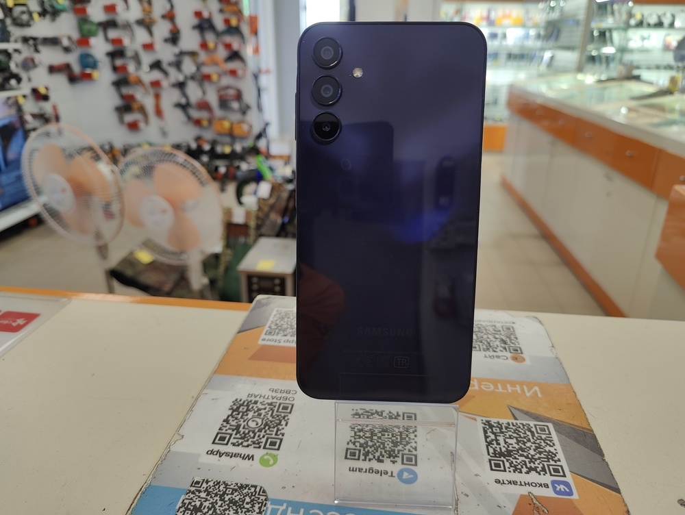 Смартфон Samsung Galaxy A15 4/128